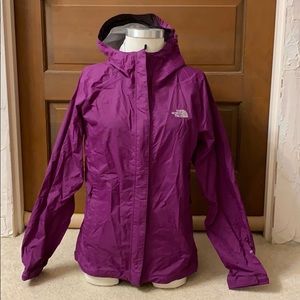 The North Face HyVent 2.5L Rain Jacket